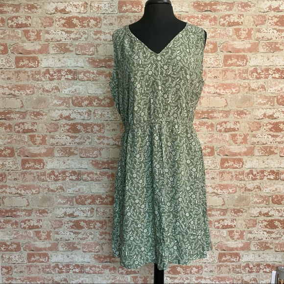 Old Navy Dresses & Skirts - Old Navy Floral Print Midi Dress Sundress